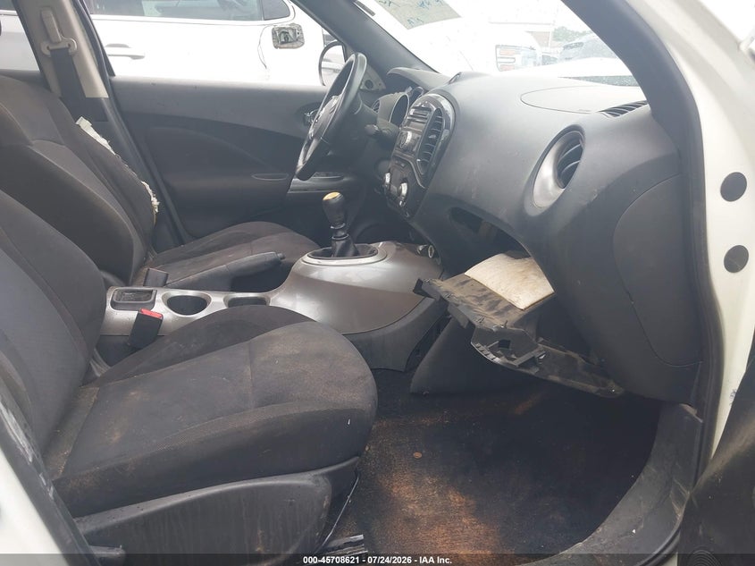 2011 NISSAN JUKE auction photo 5