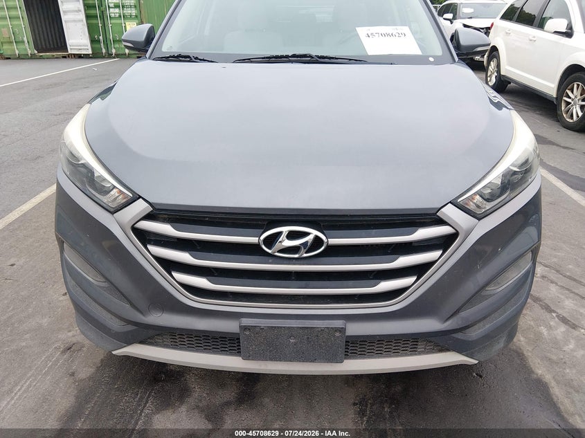 2017 HYUNDAI TUCSON auction photo 6