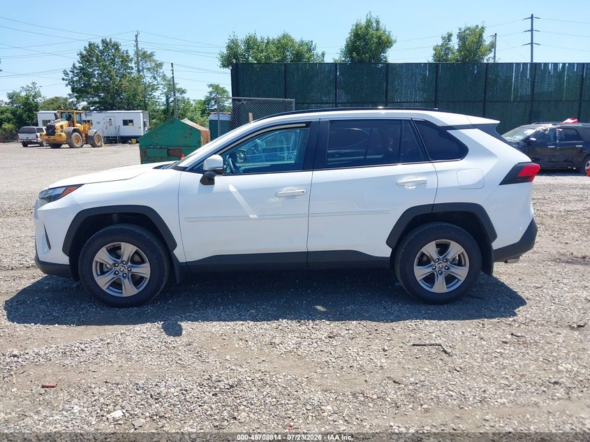 TOYOTA RAV4 - zdjęcie 14