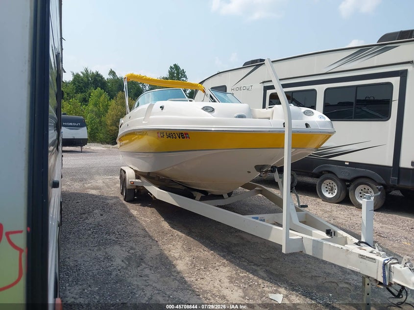 2004 CHAPARRAL SUNESTA 274 auction photo 1