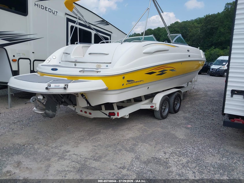 2004 CHAPARRAL SUNESTA 274 auction photo 4