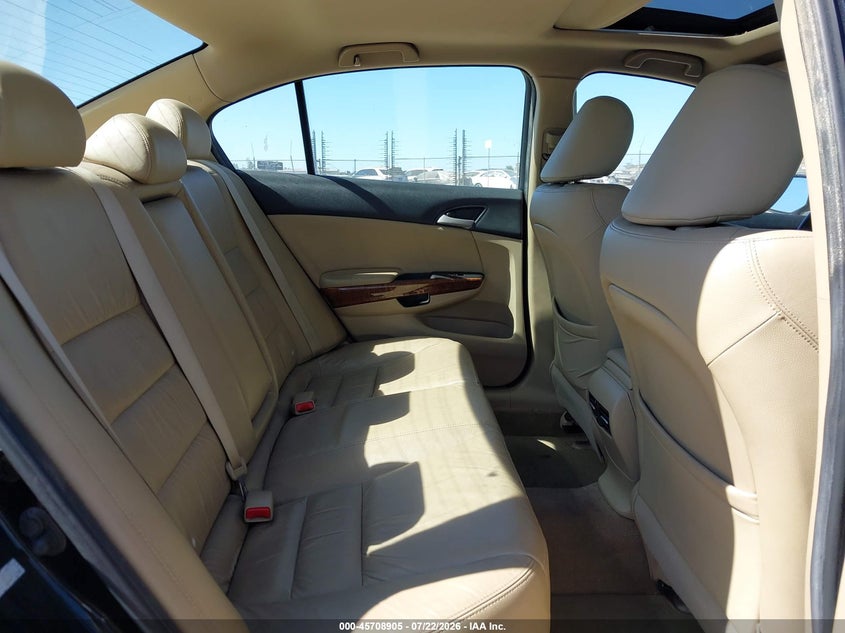 2012 HONDA ACCORD auction photo 8