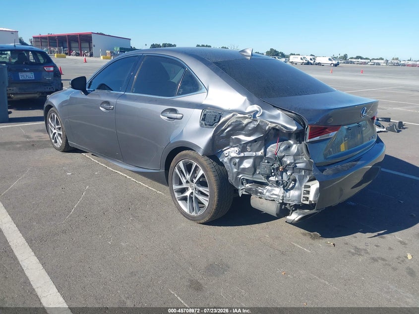 2018 LEXUS IS 300 auction photo 3