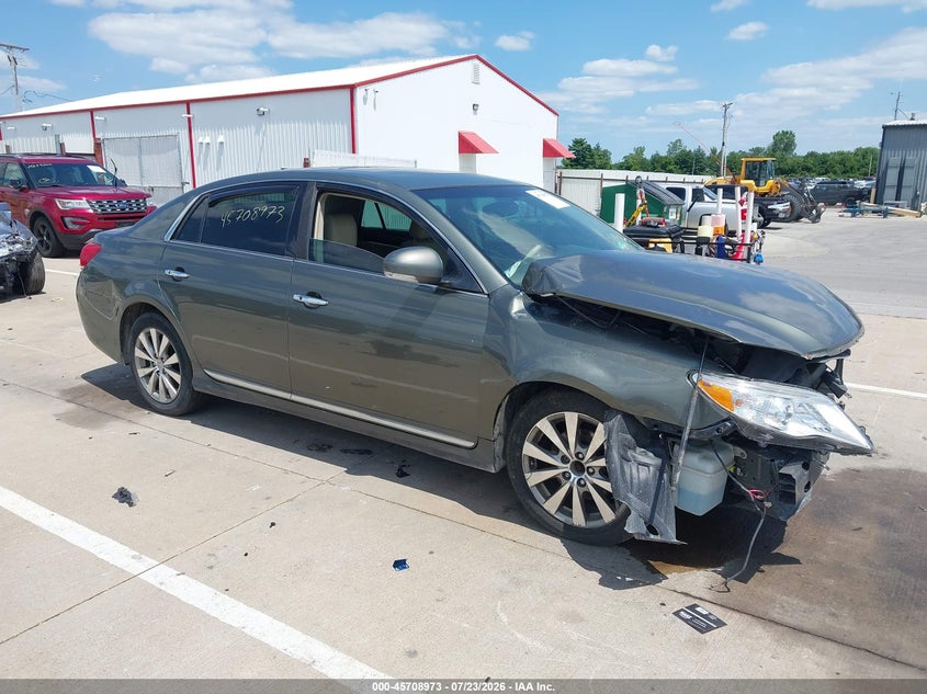 Vin: 4t1bk3db9bu393682, lot: 46207629, toyota avalon limited 2011 img_1