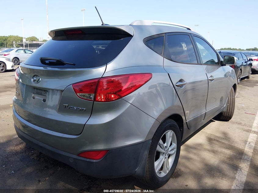 Vin: km8ju3ac4du575618, lot: 46207686, hyundai tucson gls 20134