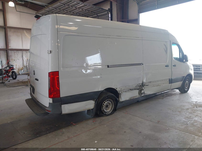 2019 MERCEDES-BENZ SPRINTER 2500 auction photo 4