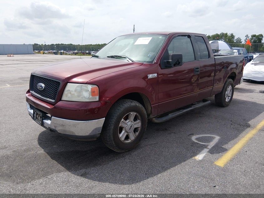 2004 FORD F-150 auction photo 2