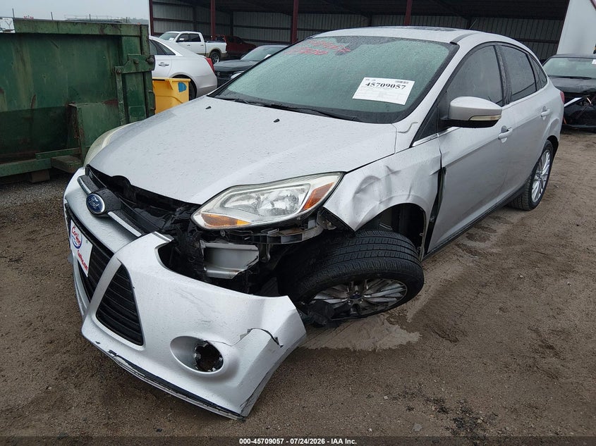 2012 FORD FOCUS auction photo 6