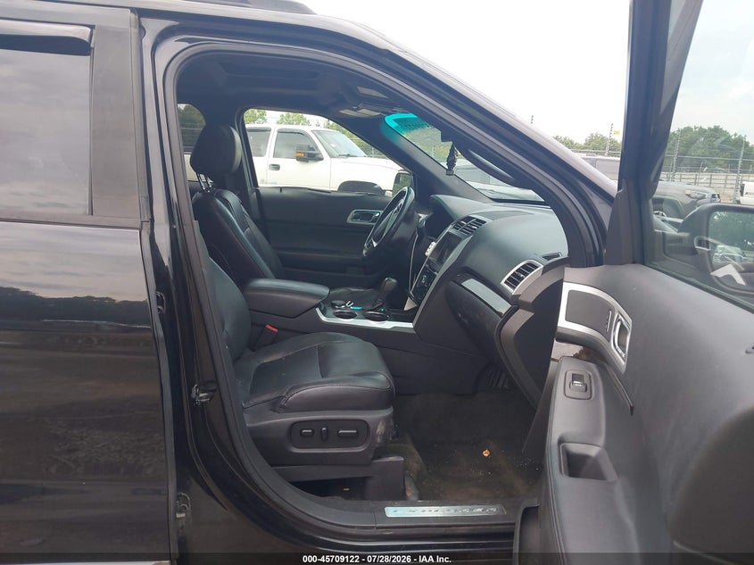 2014 FORD EXPLORER auction photo 5