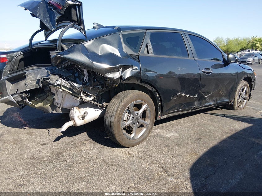 Vin: 3kpft4de0se252906, lot: 46207859, kia k4 lxs 20254