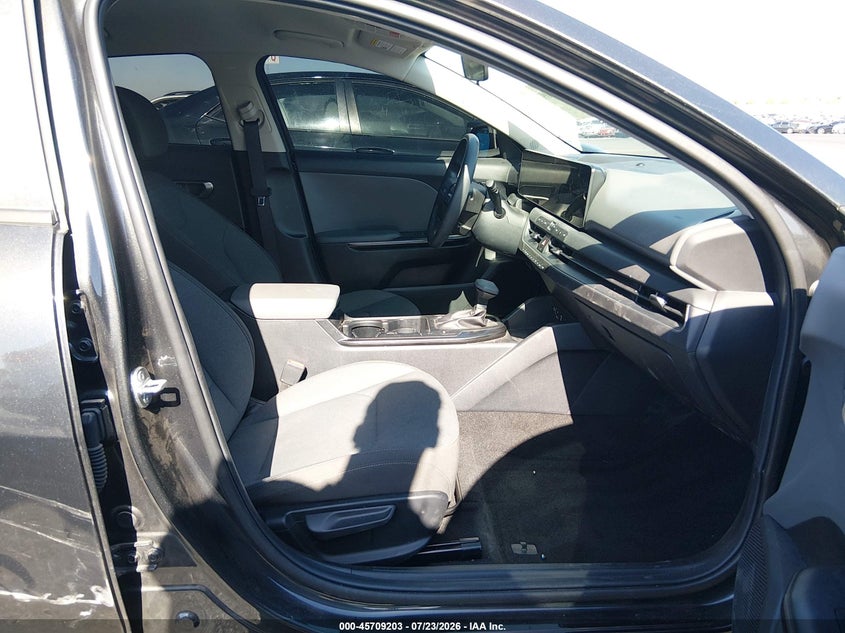 2025 KIA K4 auction photo 5