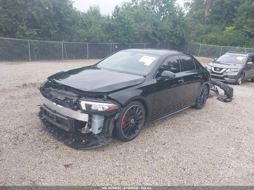 2021 MERCEDES-BENZ A 220 auction photo 2