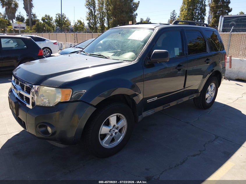 2008 FORD ESCAPE auction photo 2