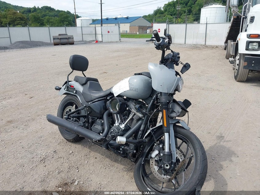 2025 Harley-davidson Fxlrs