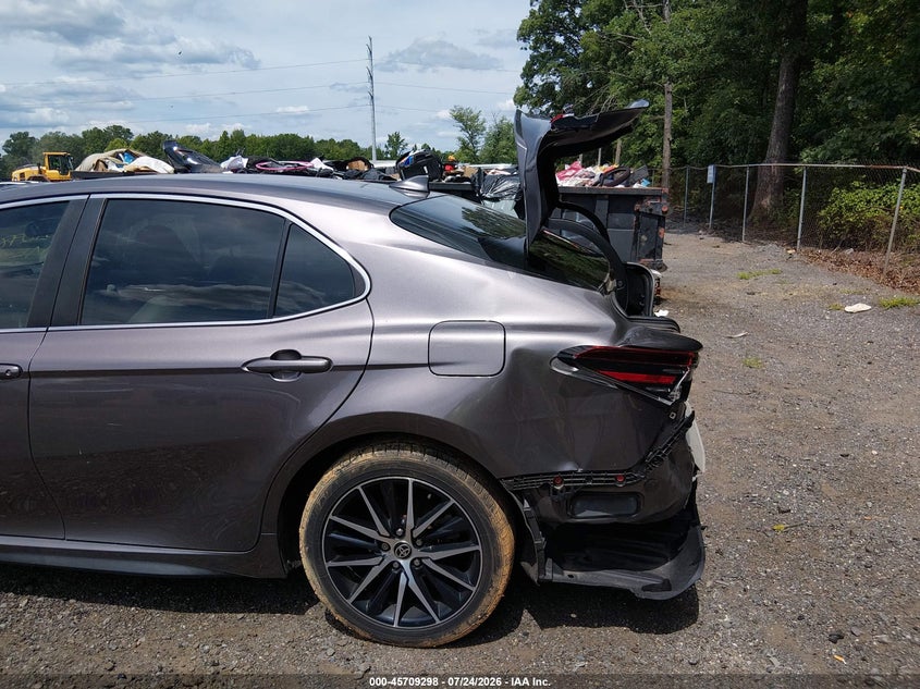 TOYOTA CAMRY 2021 VIN 4T1G11AK1MU615765