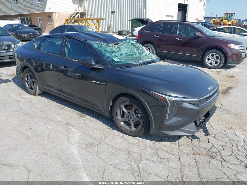 Vin: 3kpft4de1se002171, lot: 46207964, kia k4 lxs 2025 img_1