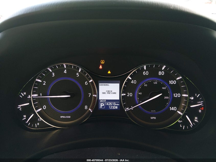 2016 INFINITI QX80 auction photo 7