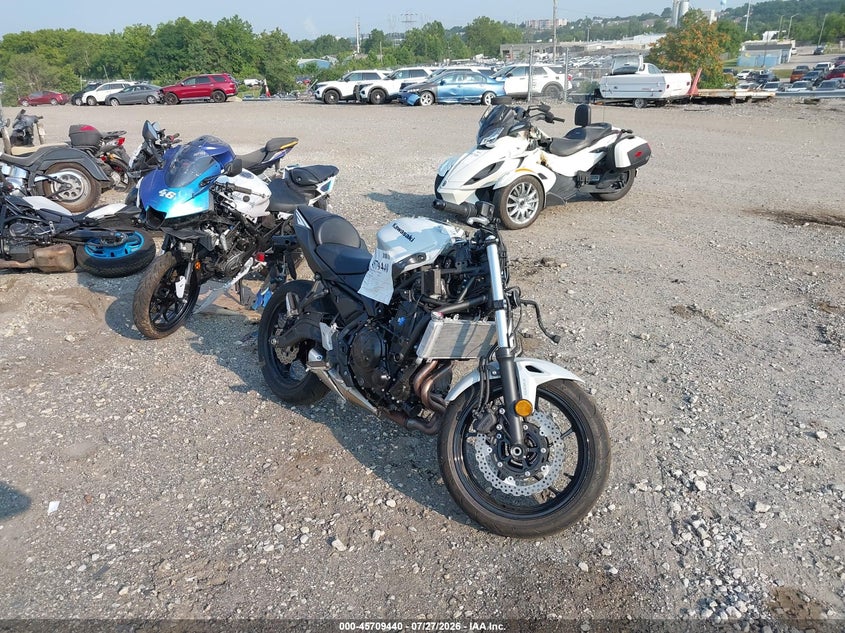 2026 Kawasaki Ex650