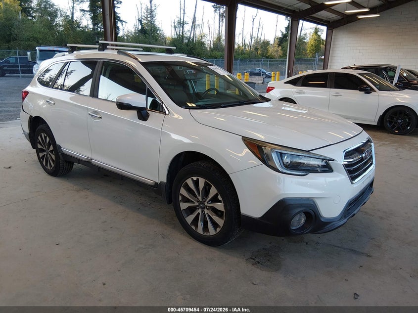 Vin: 4s4bsatc2j3203465, lot: 46208110, subaru outback 2.5i touring 2018 img_1