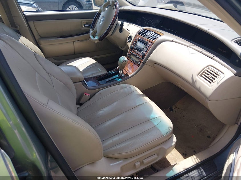 2004 TOYOTA AVALON auction photo 5