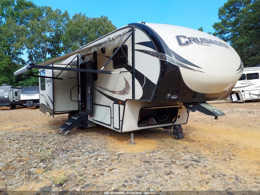 2017 FOREST RIVER PRIME TIME CRUSADER LITE auction photo 1
