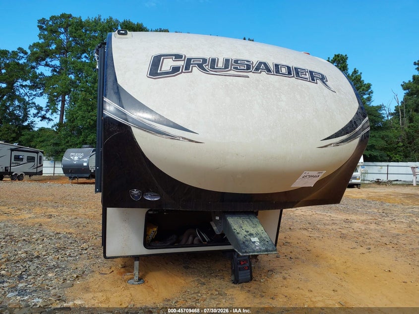 2017 FOREST RIVER PRIME TIME CRUSADER LITE auction photo 6