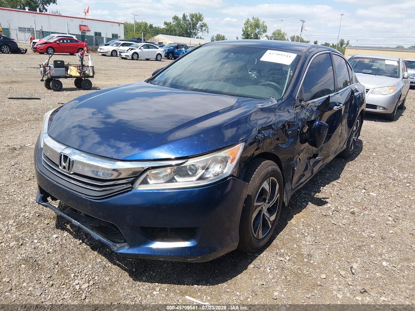 2017 HONDA ACCORD auction photo 2