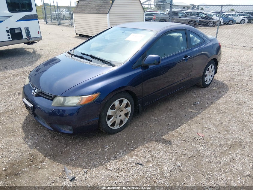 2008 Honda Civic Lx, Normal Wear & Tear, IAAI, VIN 2HGFG12608H542513 — photo 2