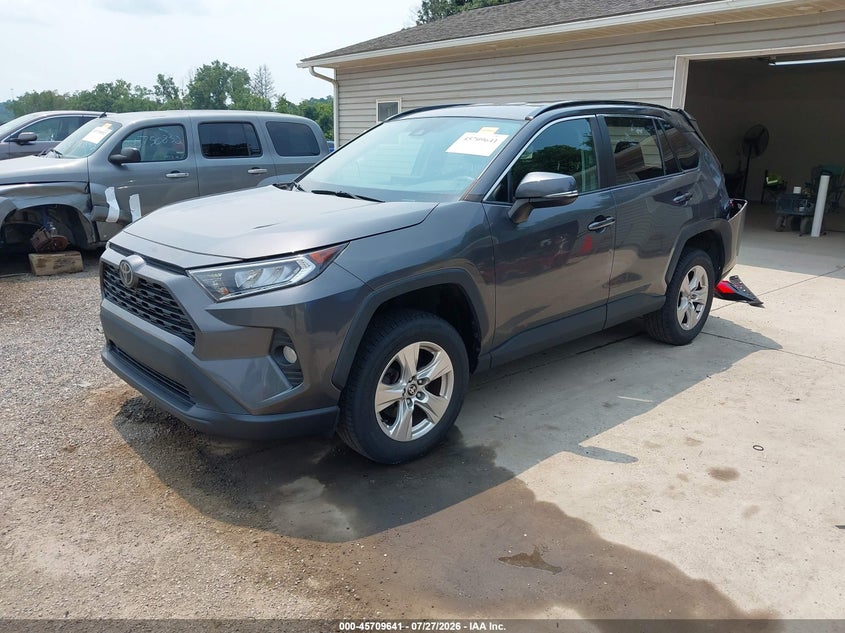 Vin: 2t3p1rfvxmw240970, lot: 46208297, toyota rav4 xle 20212