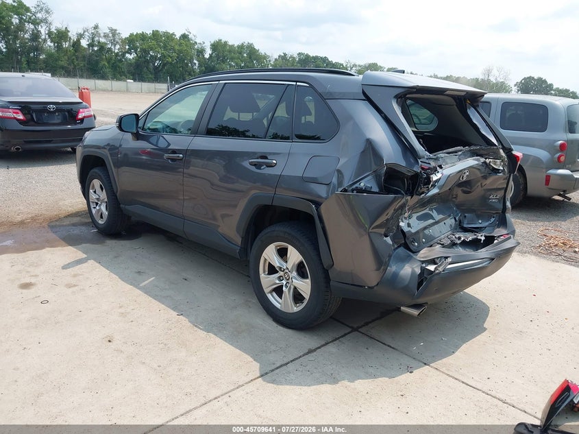 Vin: 2t3p1rfvxmw240970, lot: 46208297, toyota rav4 xle 20213
