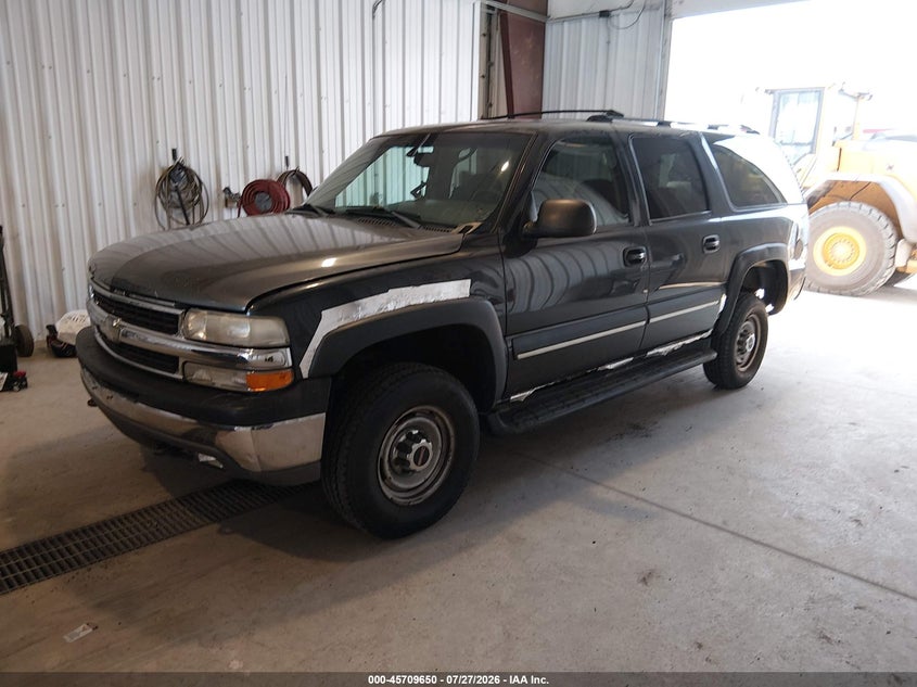 2003 CHEVROLET SUBURBAN 2500 auction photo 2