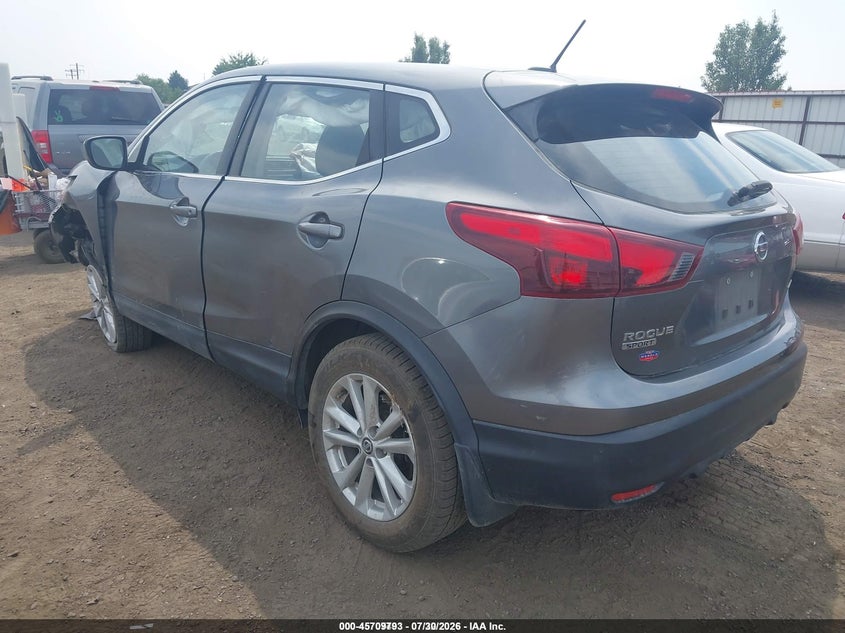 2019 NISSAN ROGUE SPORT auction photo 3