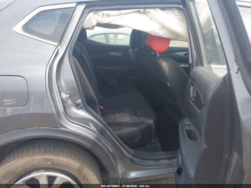 2019 NISSAN ROGUE SPORT auction photo 8
