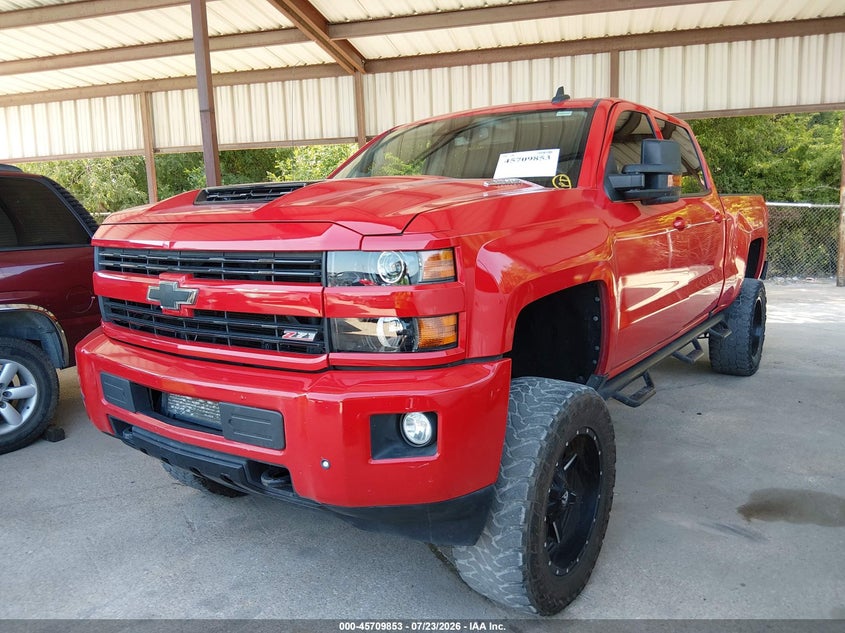 2018 CHEVROLET SILVERADO 2500HD auction photo 2