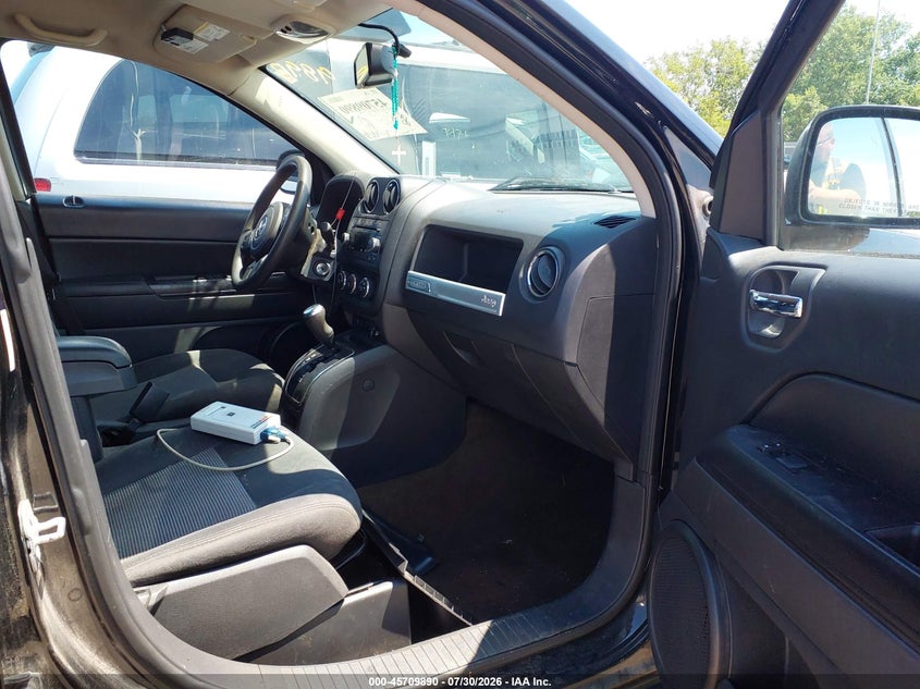 2016 JEEP COMPASS auction photo 5