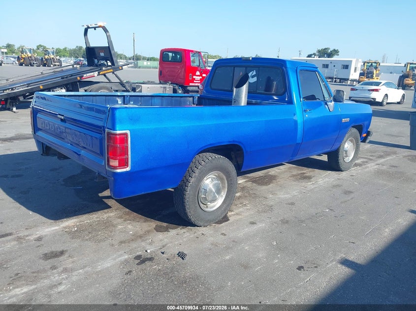 1993 DODGE D-SERIES auction photo 4