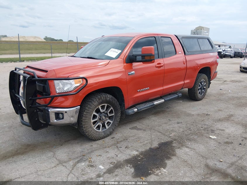 Vin: 5tfuw5f1xhx583158, lot: 46208602, toyota tundra sr5 5.7l v8 20172