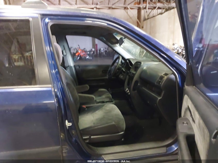 2002 HONDA CR-V auction photo 5