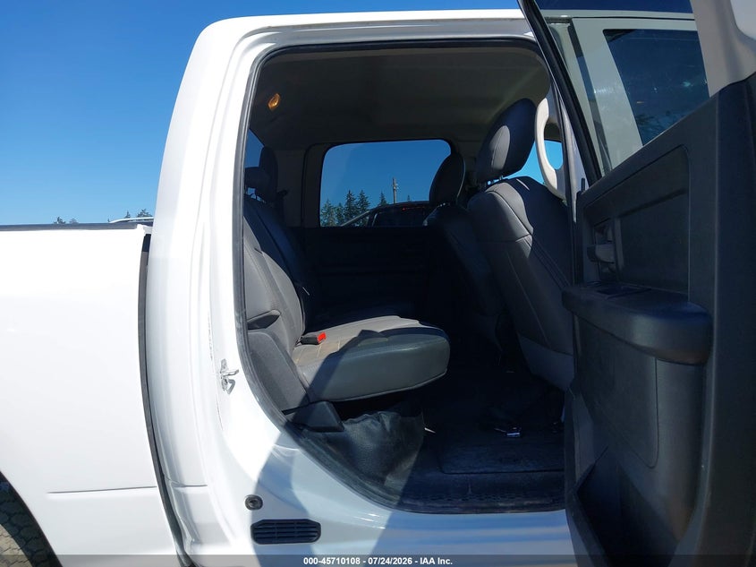 2018 RAM 1500 auction photo 8