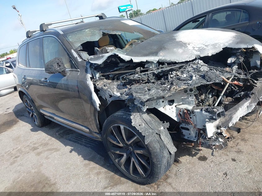2019 VOLVO XC90 auction photo 1