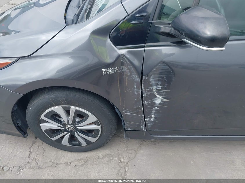2018 TOYOTA PRIUS PRIME auction photo 6