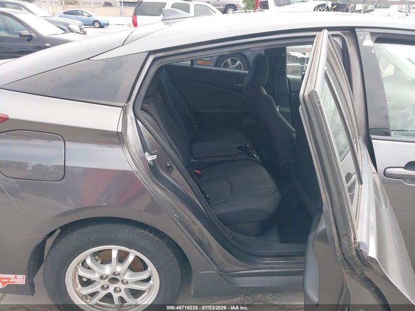 2018 TOYOTA PRIUS PRIME auction photo 8