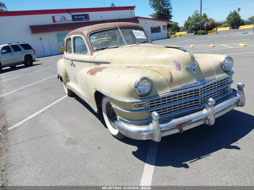 1948 CHRYSLER 4 DOOR SEDAN auction photo 1