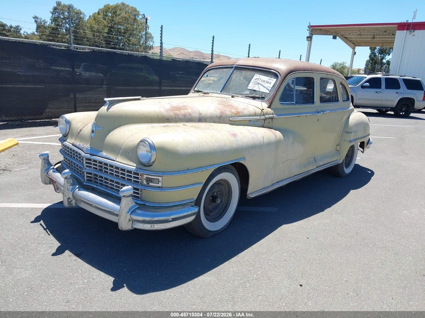 1948 CHRYSLER 4 DOOR SEDAN auction photo 2