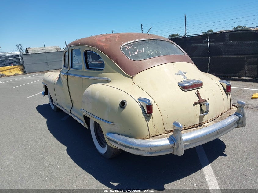 1948 CHRYSLER 4 DOOR SEDAN auction photo 3