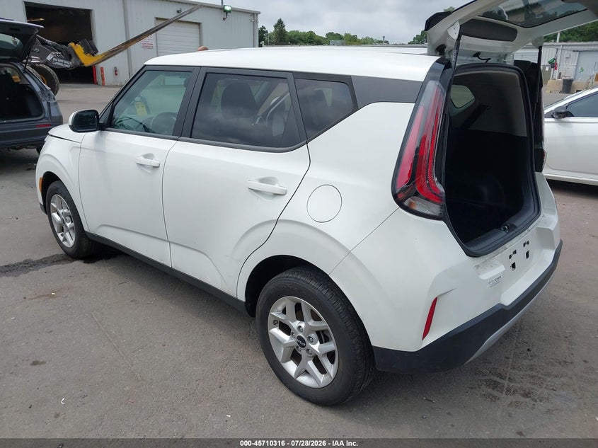 2024 KIA SOUL auction photo 3