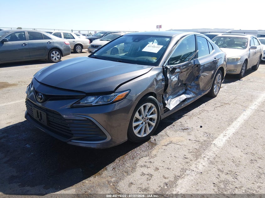 Vin: 4t1c11ak5ru842222, lot: 46208978, toyota camry le 20242