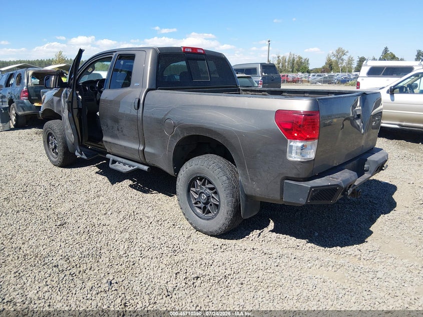 Vin: 5tfuy5f12bx169387, lot: 46209046, toyota tundra grade 5.7l v8 20113