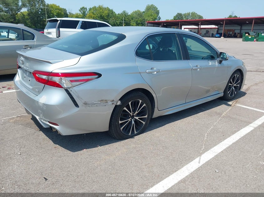 2018 TOYOTA CAMRY auction photo 4