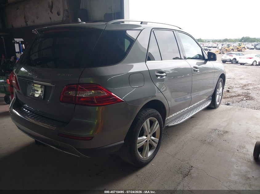 2014 MERCEDES-BENZ ML 350 BLUETEC auction photo 4